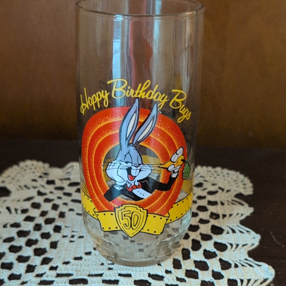 Looney Tunes Bugs Bunny Happy 50th Birthday Glass